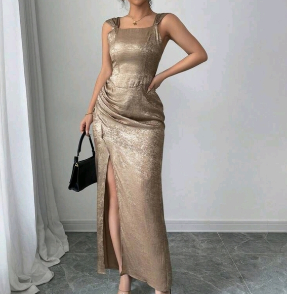 Elegant Sophisticated Women's Woven Gold Spaghetti Strap Sexy U-Neck Low Round - Picture 3 of 4